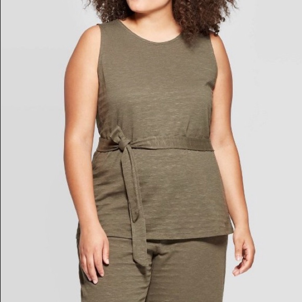 NWT- Ava & Viv Plus Size Belted Knit Tank - Picture 1 of 2